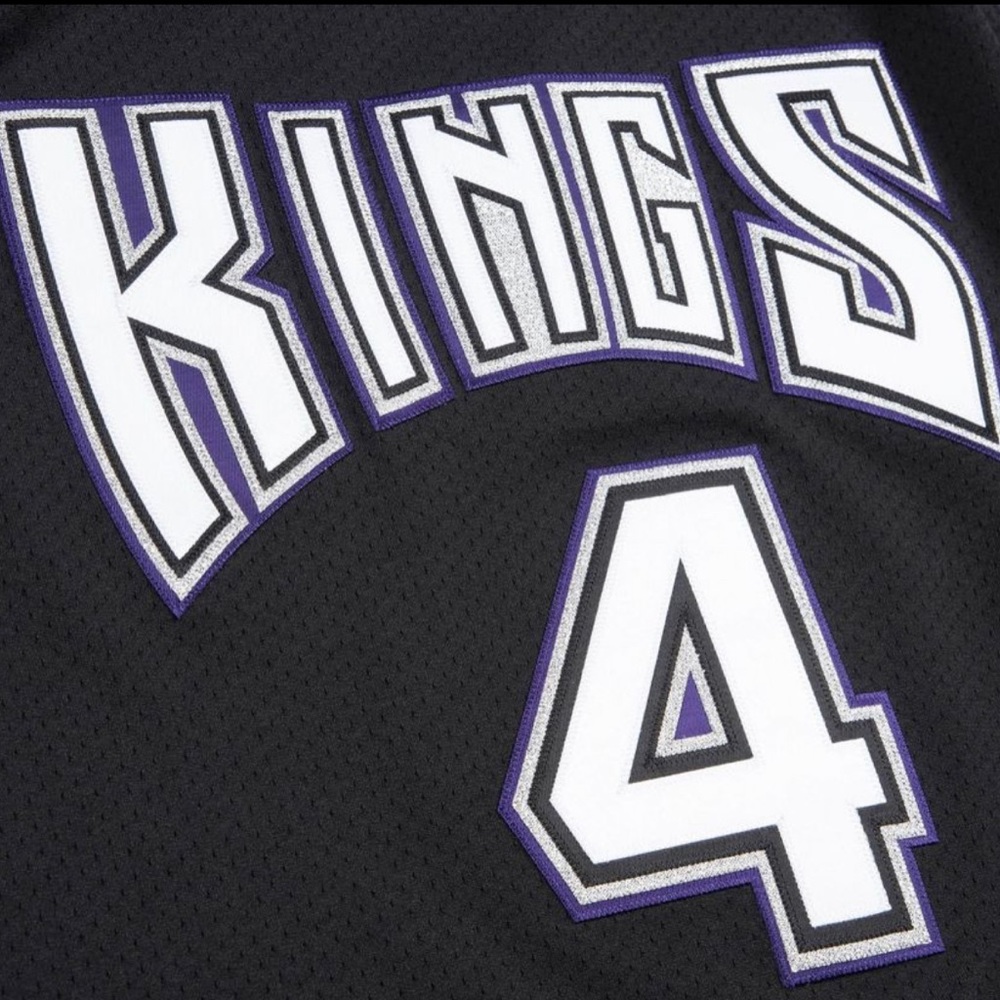 100% Authentic Chris Webber 1998-99 Mitchell & Ness Black Kings Jersey - 40 (M)